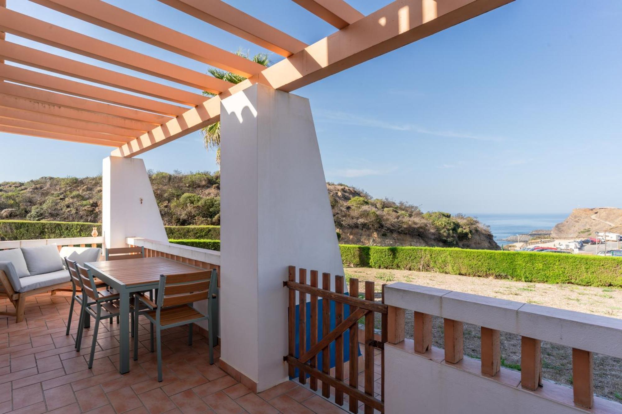Sweet Home Arrifana // Beachhouse Praia da Arrifana Extérieur photo